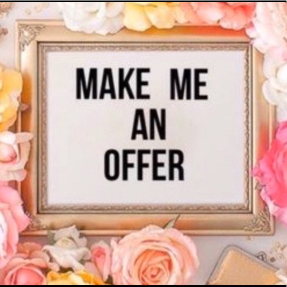 Accepting all offers all day! Treat yourself. ❤️